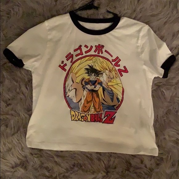 Clothes used but still in good consition - Picture 1 of 8